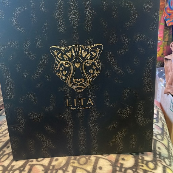 LITA by Ciara Fang commando high top white and black sneaker size 40 NIB 🐯 - Picture 7 of 8